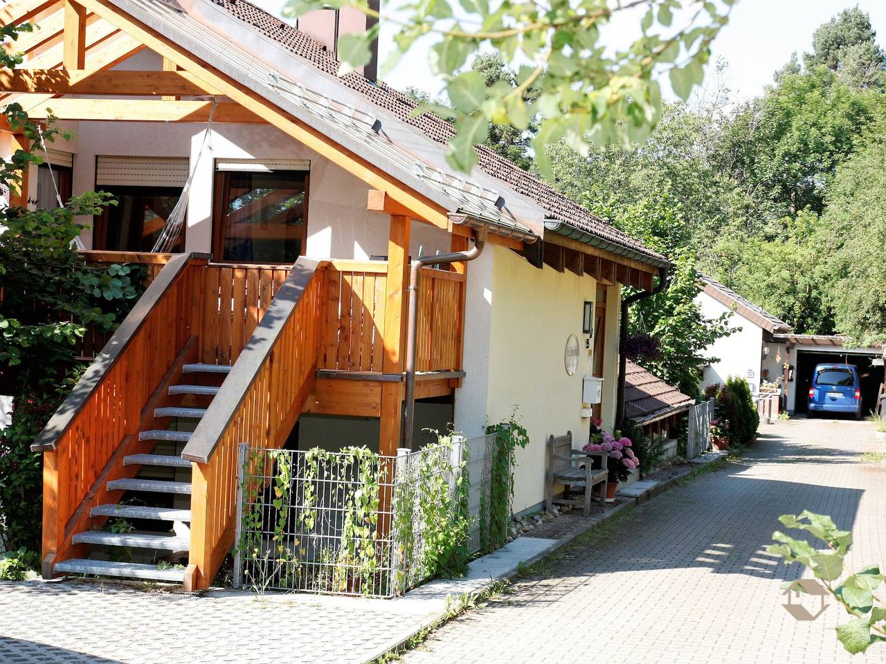 Ganze Wohnung, Ferienwohnung 'Löwenzahn' mit Bergblick, privater Terrasse und Wlan in Unterkirnach, Mittlerer Schwarzwald