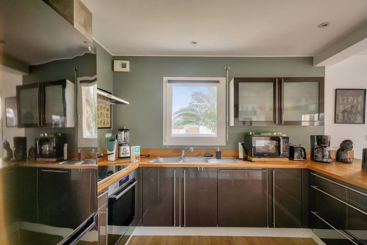 Location de vacances pour 8 personnes, avec terrasse et jardin à Plobannalec-Lesconil - 4