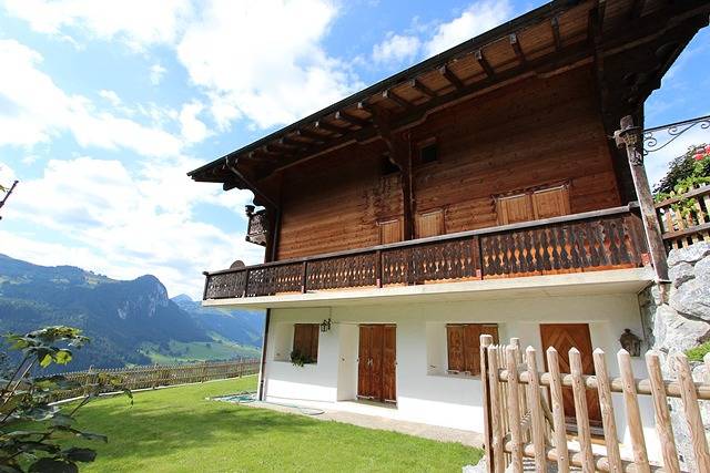 Appartement de vacances entier, Appartement A Le Grand Duc - 4 chambres à coucher, 160m², 9 personnes in Château-d' Œx, Alpes Vaudoises