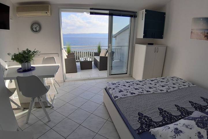 Appartamento intero, Appartamento Con Ampia Terrazza E Magnificante Vista Mare, 300 m Dalla Spiaggia in Arsia, Costa orientale dell'Istria