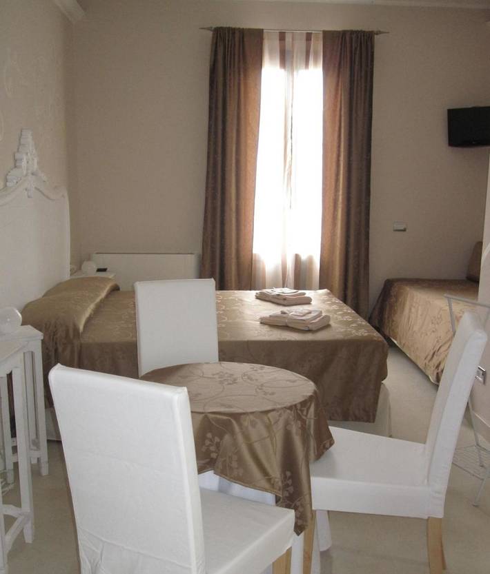 Chambre d’hôte pour 3 personnes, avec terrasse ainsi que jardin et vue dans Monterosso al Mare - 2