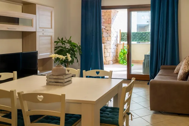 Holiday apartment for 6 people, with balcony - 1