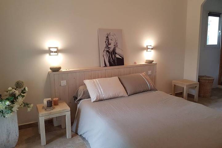 Location de vacances pour 6 personnes, avec jardin ainsi que terrasse et jacuzzi dans Port De Porto Vecchio - 2