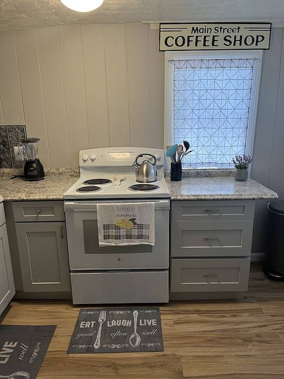 Ganze Wohnung, Cozy Guest House Apartment Located Walking Distance from Downtown & Riverwalk in Tampa, Tampa Bay