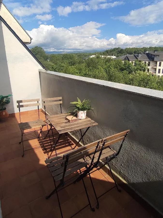 Apartamento de vacaciones para 9 personas, con balcón y vistas, Familias con niños - 1
