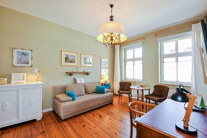 Ganze Ferienwohnung, Ferienwohnung Pünktchen im LoggiaHaus am Schloss in Rheinsberger See, Rheinsberg