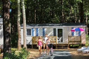 Camping für 8 Personen, mit Kinderpool in Soulac-sur-Mer