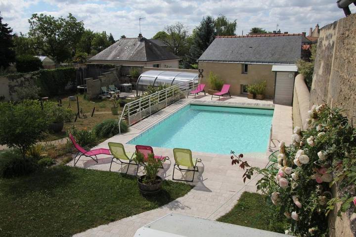 Location de vacances pour 2 personnes, avec jardin ainsi que jacuzzi et piscine à Doué-la-Fontaine - 2