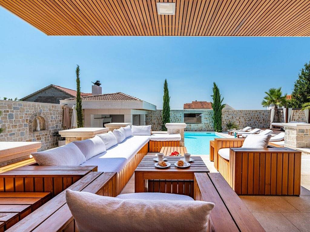 Villa in Polača met zwembad in Polača, Zadar