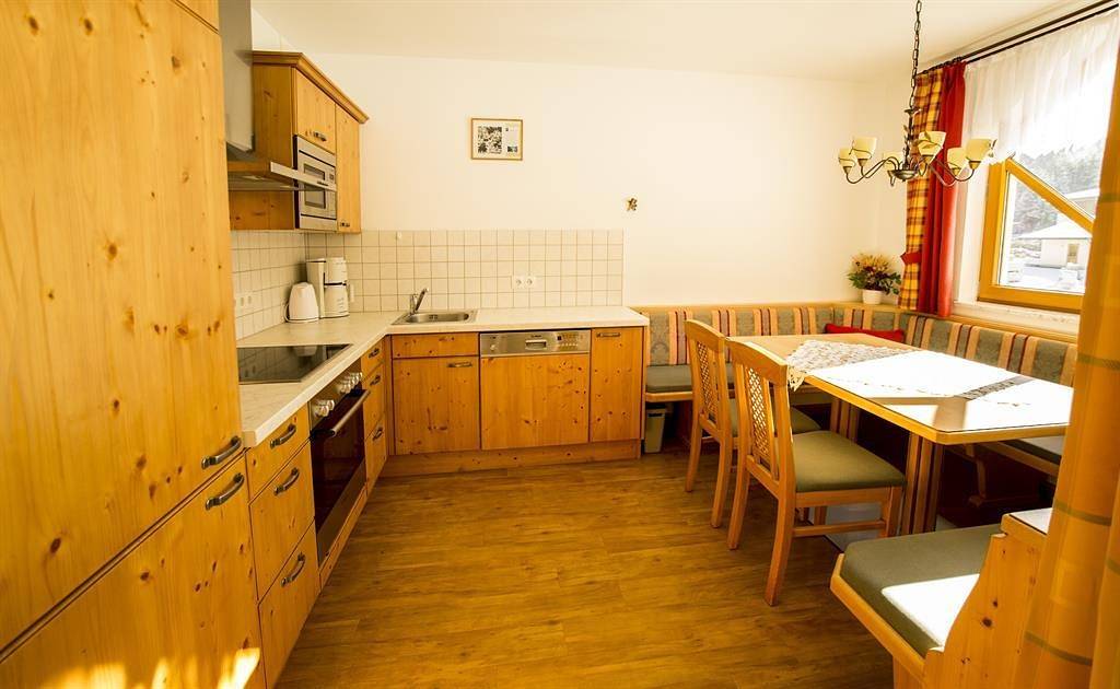 Ganze Ferienwohnung, #3 Edelweiß mit Wiesenblick (2-8 Pers./2 Sz,1 Wsr) in Flachau, Ski Amadé