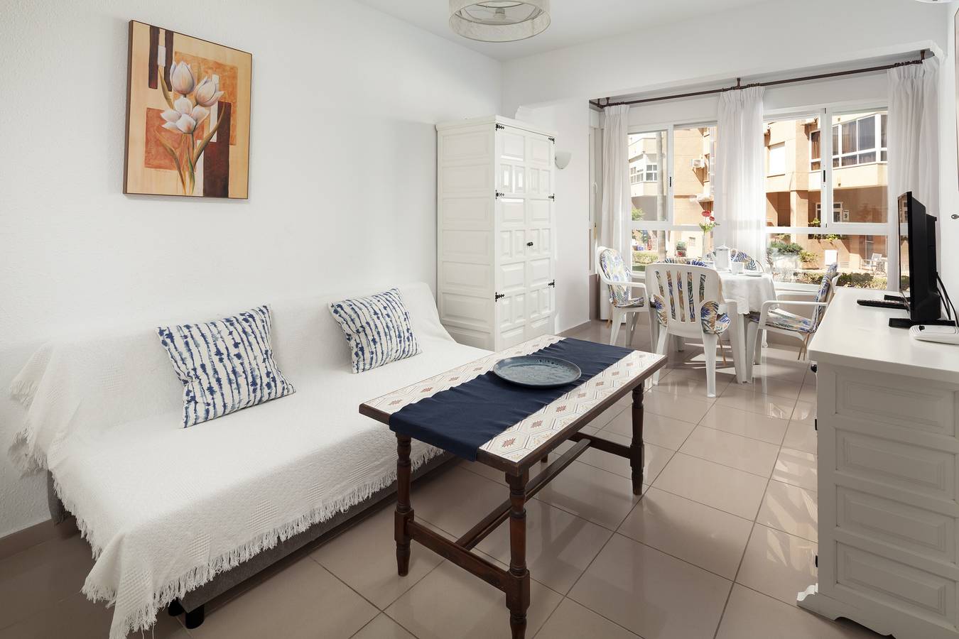 Estudio entero, Estudio 'Estudio Bloque 90' con vistas al mar, Wi-Fi y aire acondicionado in Torrox Costa, Torrox