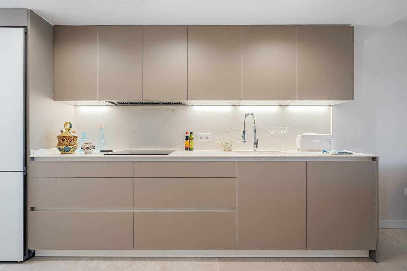 Appartement 'Pelicano' met zeezicht, wifi en airconditioning, foto 11
