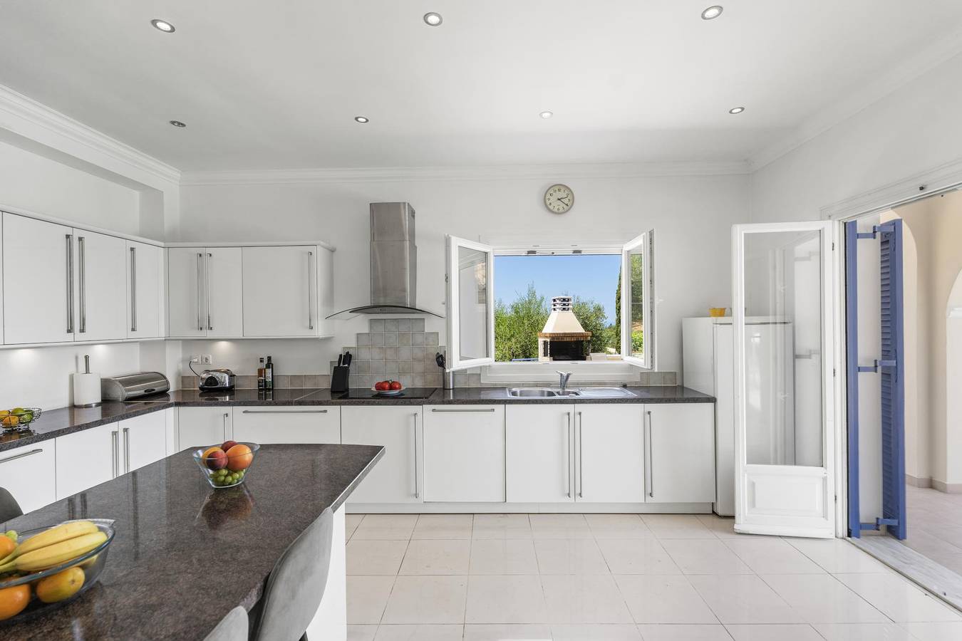 Villa pour 12 personnes avec jacuzzi in Corfou