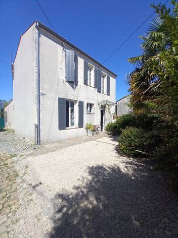 Gîte pour 5 personnes, avec jardin à Aytré