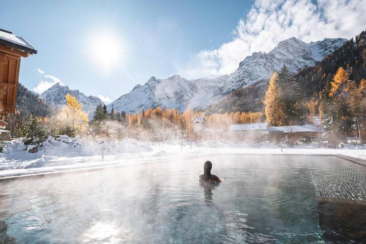 Ferienhaus für 4 Personen, mit Pool und Garten sowie Whirlpool und Sauna