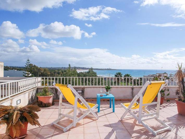 Gîte pour 3 personnes, avec vue et balcon à Sampieri - 2