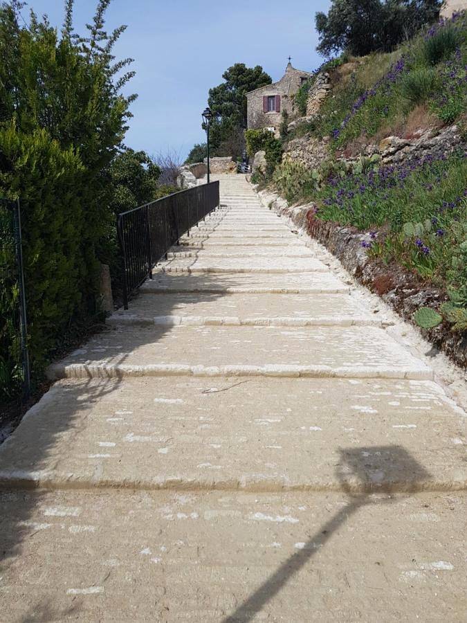 Gîte pour 2 personnes, avec terrasse, animaux acceptés dans le Luberon - 3