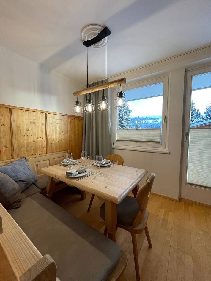 Geheel appartement, Vakantieappartement voor 3 personen met terras in Königsleiten, Pinzgau
