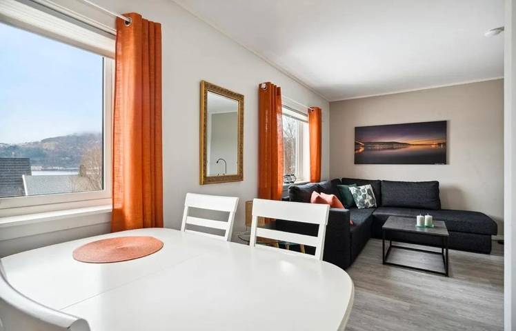 Ferienwohnung für 3 Personen, mit Ausblick und Garten - 1