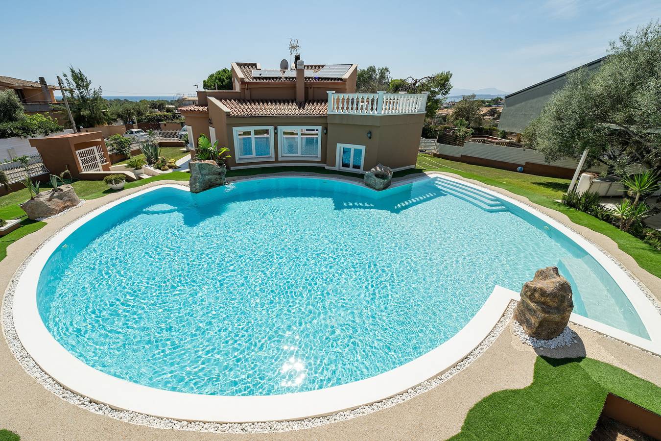 Ferienhaus 'Villa Leon mit privatem Pool' mit Meerblick, Wi-Fi und Klimaanlage in Foxi, Campidano