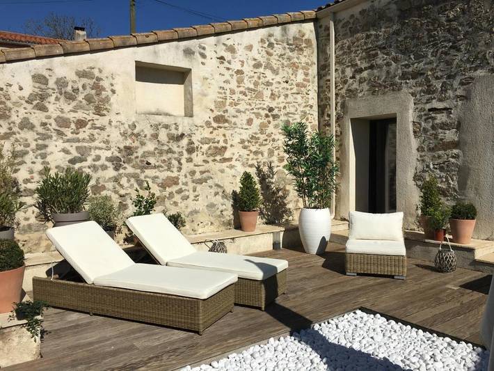 Gîte pour 4 personnes, avec terrasse et jardin à Les Landes-Genusson - 4