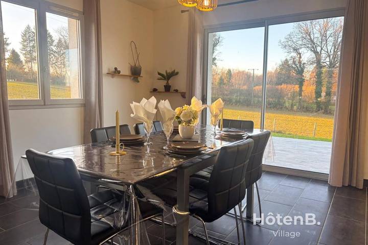 Location de vacances pour 4 personnes, avec vue et jardin à Royères - 4