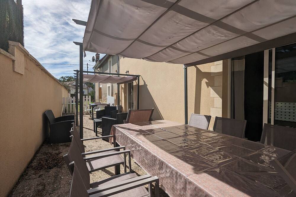 Chambre \"Étoile Brune\" avec Salle d'eau Privative et Petit-Déjeuner Inclus, Neuvy-Saint-Sépulchre in Neuvy-Saint-Sépulchre, Région de La Châtre