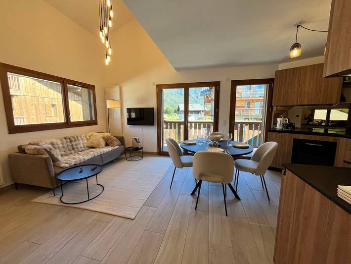 Apartamento entero, Dúplex elegante en el centro, vista al valle, confort moderno in Samoëns, Region Bonneville