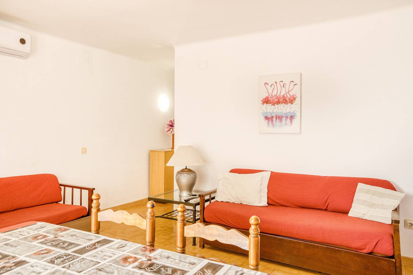 Appartement entier, Appartement 3-3 sur le Paseo Marítimo, proche plage, avec terrasse et Wi-Fi. in Platja del Port (Llanca), Llançà