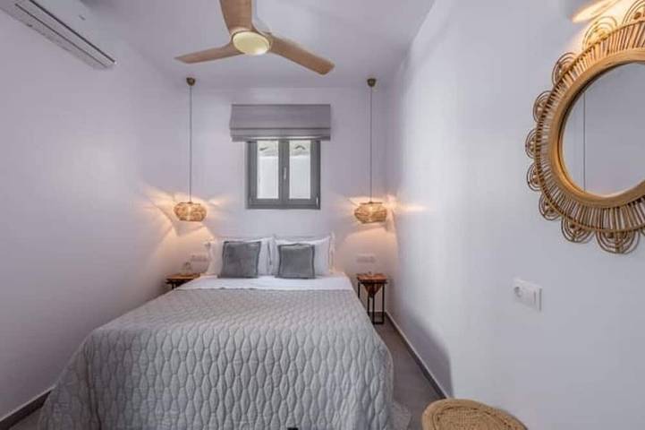 Gîte pour 5 personnes, avec balcon dans Adamas - 2
