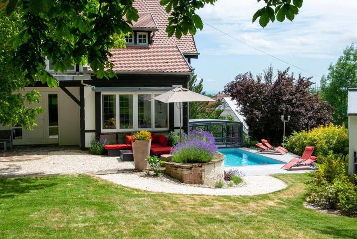 Location de vacances pour 2 personnes, avec piscine ainsi que terrasse et jardin à Obernai - 2