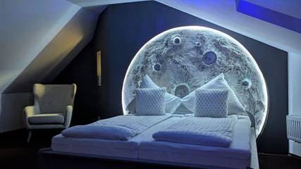 Ferienwohnung für 3 Personen, mit Whirlpool und Sauna sowie Garten und Balkon in Rhön-Bayern