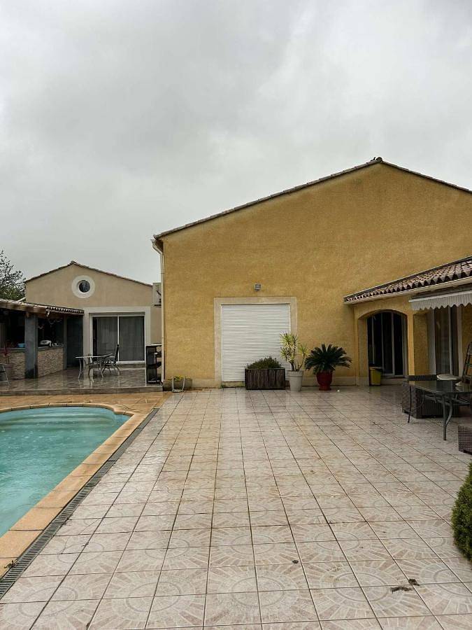Villa pour 7 personnes, avec Jardin et Piscine