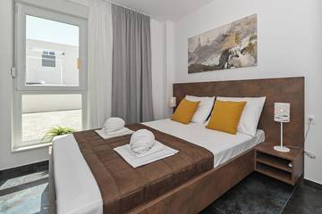 Villa für 20 Personen in Novalja, Pag, Bild 1