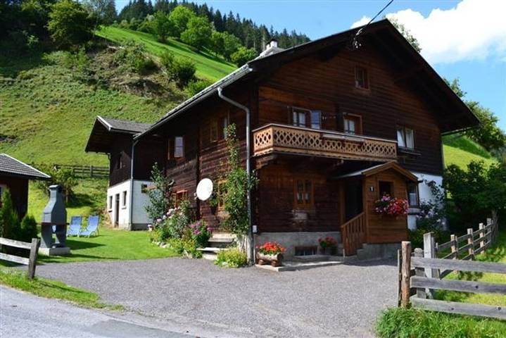 Chalet für 10 Personen, mit Terrasse und Sauna sowie Garten, kinderfreundlich in Großarl