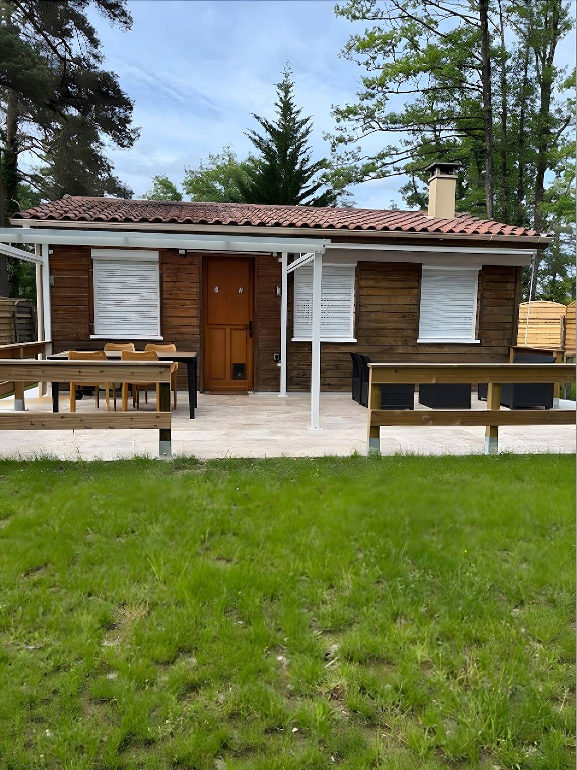Maison de vacances « Gîte 5 de l'Orée du Bois » avec vue sur le lac, Wi-Fi et climatisation in Thenon, Périgord Noir