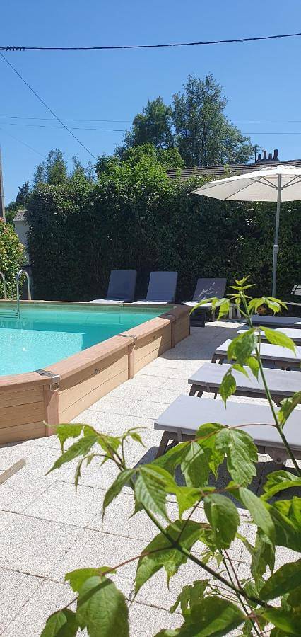 Chambre d’hôte pour 2 personnes, avec Terrasse ainsi que Jardin et Piscine à Saint-Georges-sur-Cher