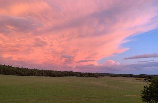 Gîte pour 2 personnes, avec vue ainsi que piscine et jardin à Redortiers - 2