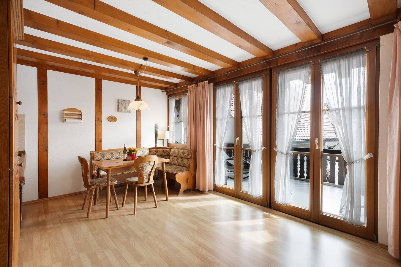 Zimmer 'Müller Thurgau' mit privatem Balkon, Wi-Fi / inkl. Frühstück in Endingen, Kaiserstuhl