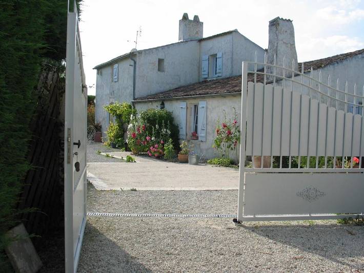 Location de vacances pour 4 personnes, avec jardin et piscine, animaux acceptés à Nieulle-sur-Seudre - 2