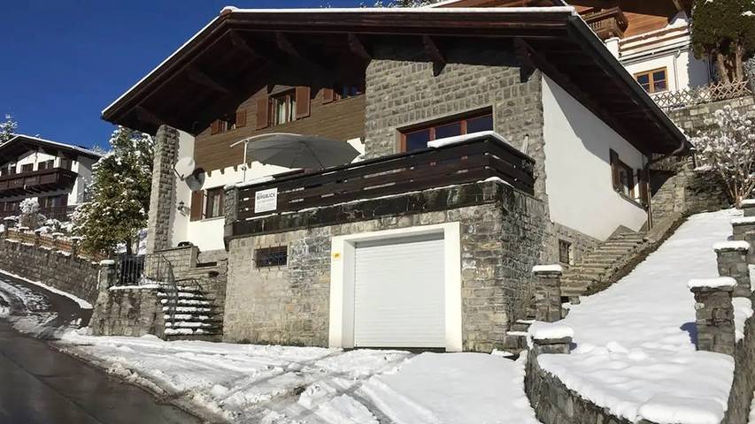 Ferienhaus für 8 Personen, mit Terrasse