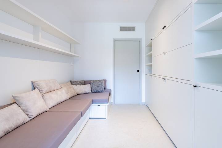 Evancy Vence — Ultra premium duplex penthouse for 9 people with 3 bedrooms & spacious terrace in Vence (Alpes Marítimos), Costa mediterránea (Francia)