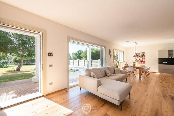 Golden Dunes Villa - Garden Retreat in Porto Pino (Sant'Anna Arresi), Sant'Anna Arresi