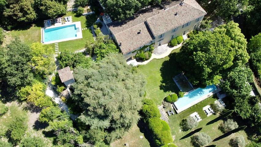 Chambre d’hôte pour 2 personnes, avec piscine ainsi que vue et jardin à Aix-en-Provence - 3