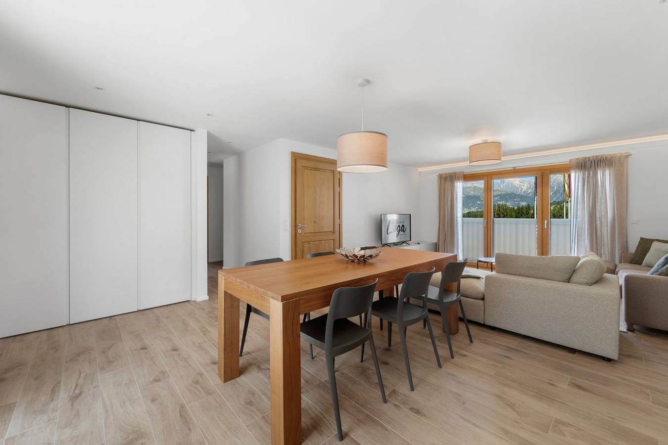 Ganze Wohnung, Ferienwohnung für 4 Personen mit Terrasse in Pontresina, Bernina-Alpen