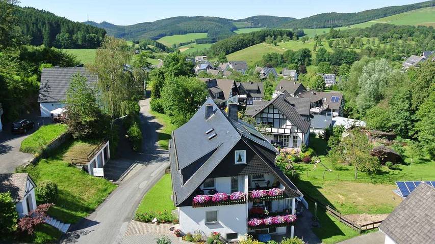 Bauernhof für 2 Personen, mit Garten und Balkon in Schmallenberg