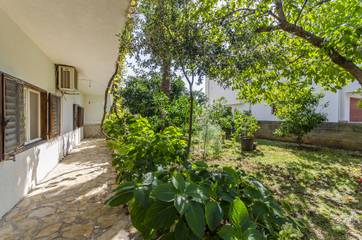 Ferienwohnung für 3 Personen in Sibenik