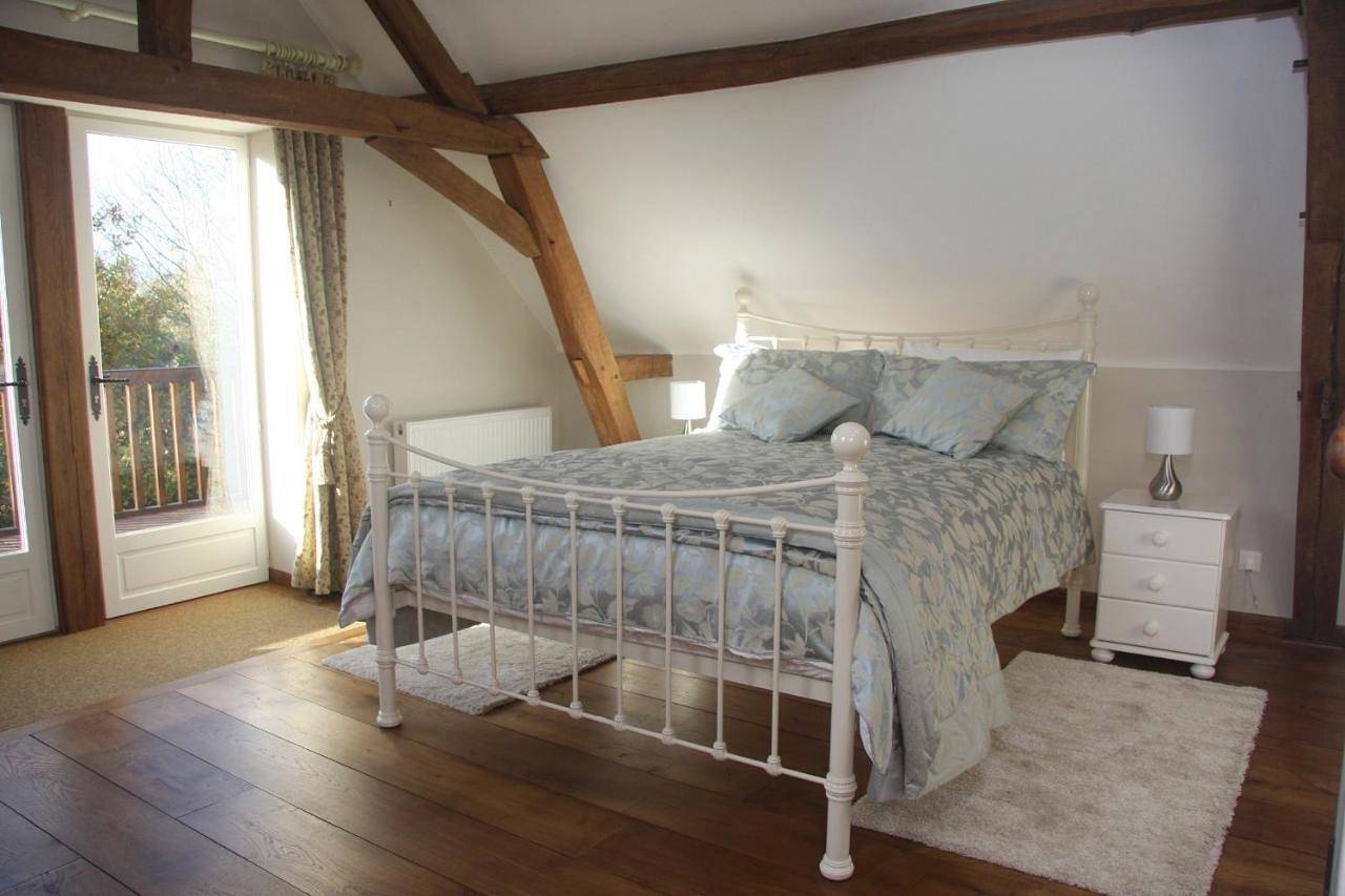 Double Room with Garden View in Sainte-Osmane, Sarthe