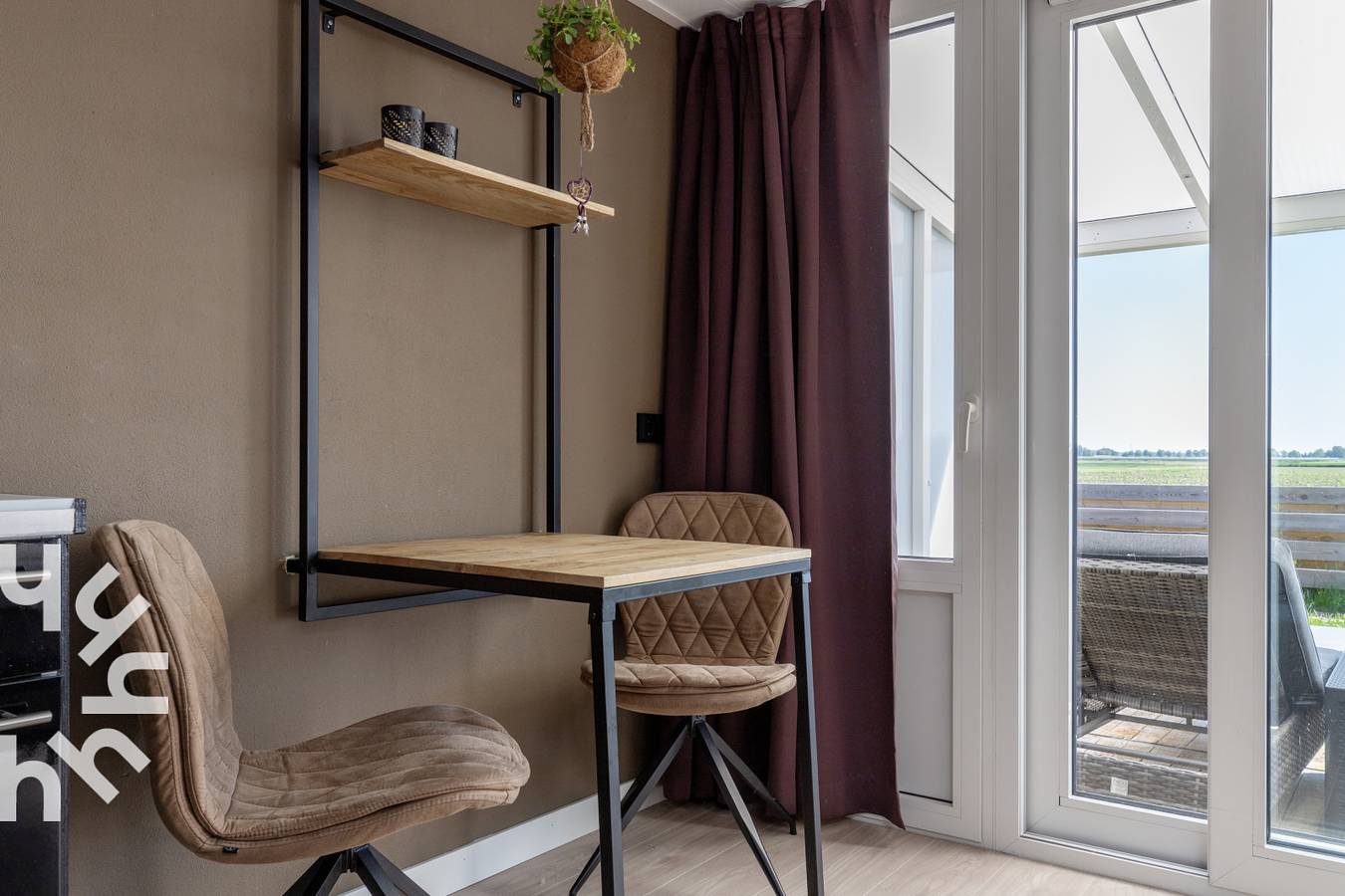 Komfortables Studio für 2 Personen mit Sauna und Spa im Freien in Kraggenburg, Flevoland in Ijsselmeer