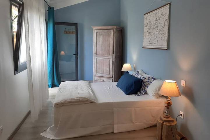 Gîte pour 10 personnes, avec Terrasse et Jardin à Verquières - 3